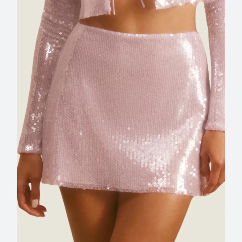 Oh Polly pink sequin skirt in perfect condition!